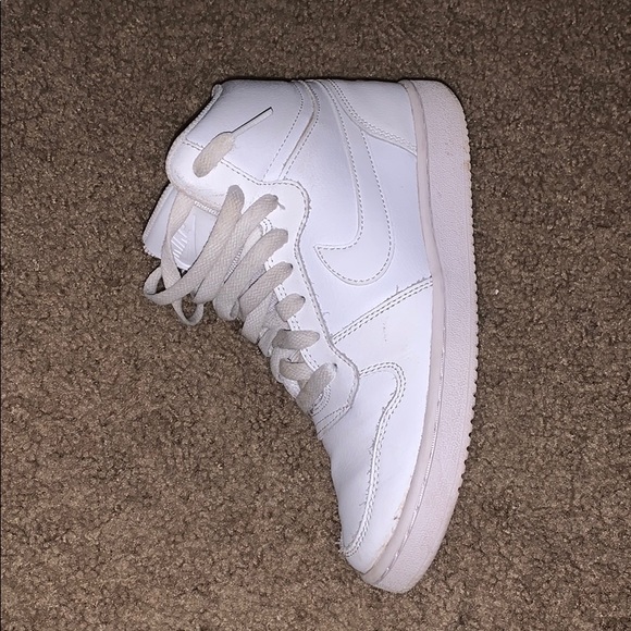 all white high top jordans